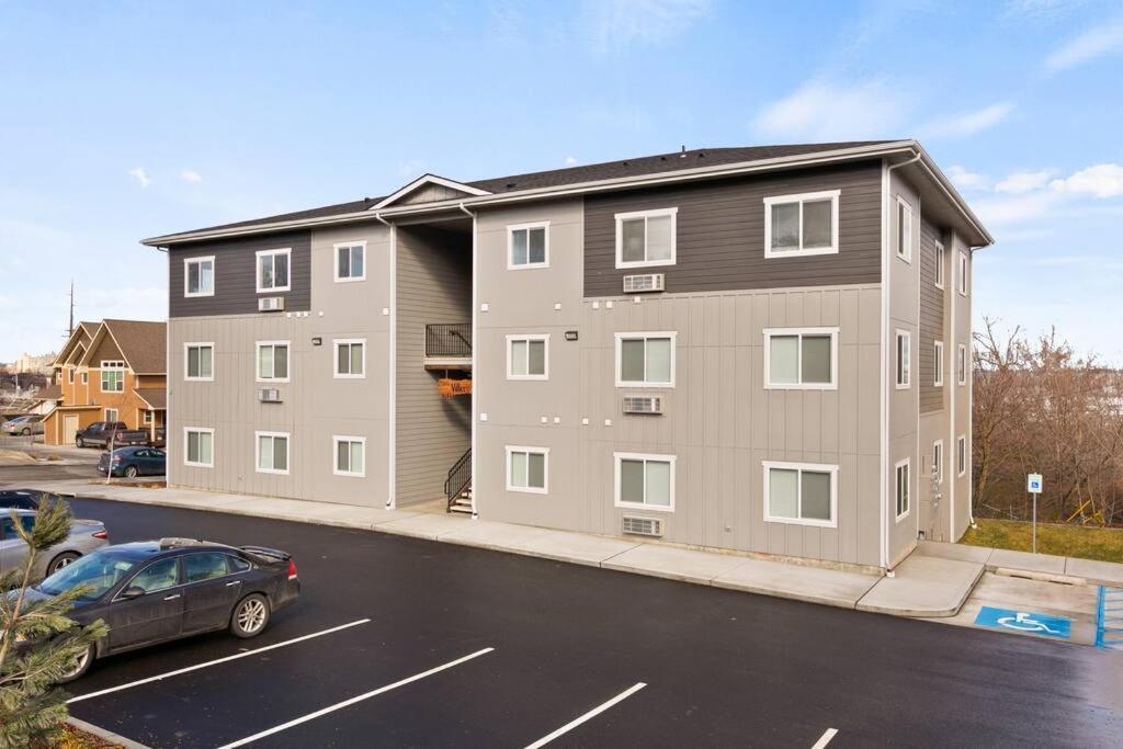 New 2 Bed 2 Bath Near Perry District And Dt Apartment Spokane Exterior photo